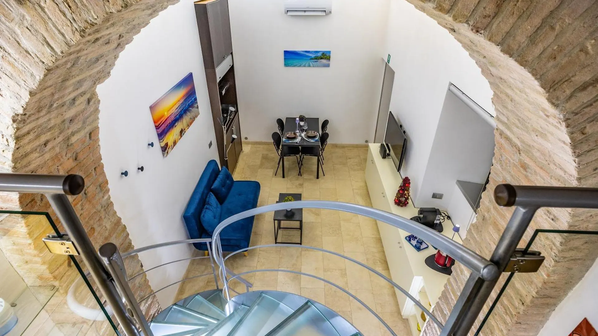 Arc Suite 33 Rzym